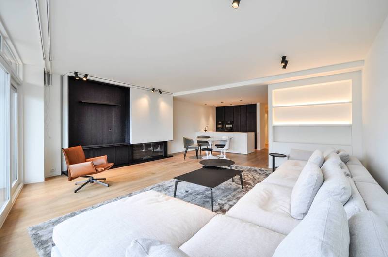 VENTE Appartement 3 CH Knokke-Zoute -SITUATION TOP Place Albert / vue mer unique