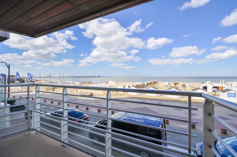 VENTE Appartement 2 CH Knokke-Heist -Digue de mer Duinbergen / en face du Beachclub Anemos