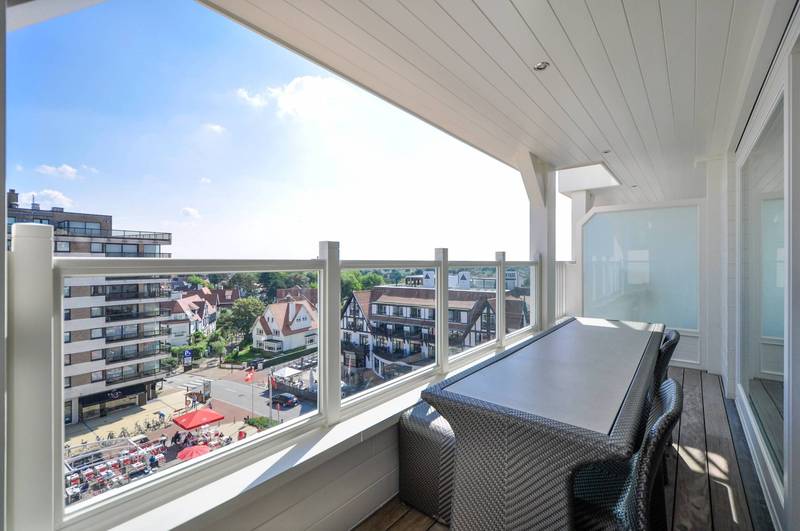LOCATION Appartement 3 CH Knokke-Zoute -Place Albert / Vue mer