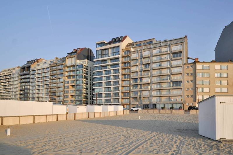 VENTE Appartement 2 CH Knokke-Heist -Digue de mer Duinbergen / en face du Beachclub Anemos
