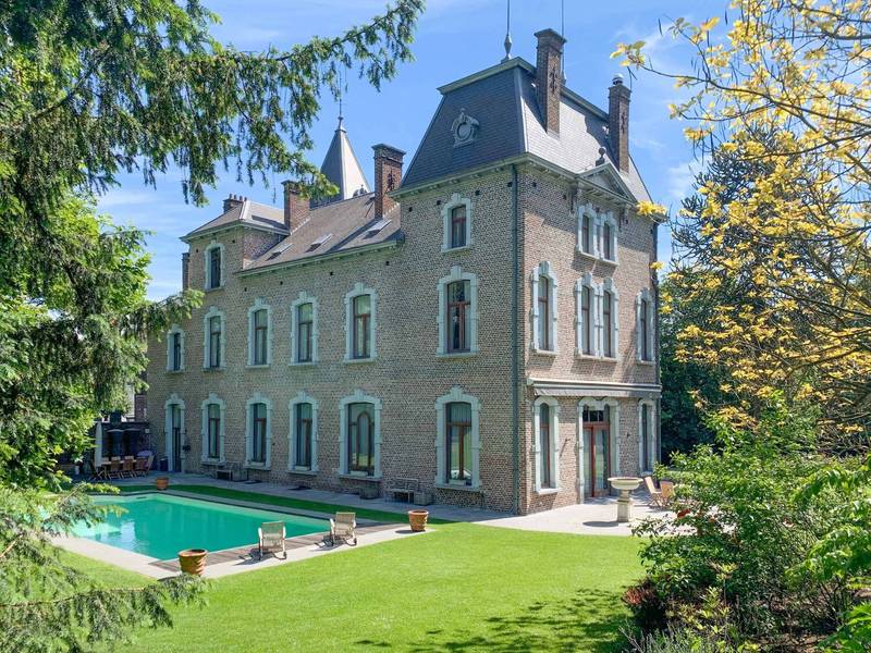 VENTE Château Lodelinsart -  Demeure restaurée / Domaine vert