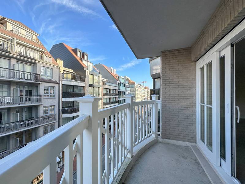LOCATION Appartement 3 CH KNOKKE-ZOUTE - Kustlaan / Près de la Place du Triangle