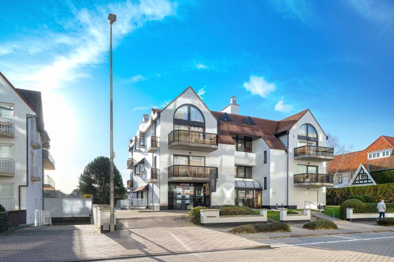 VENTE LOCAL COMMERCIAL Knokke-Zoute - Kustlaan / près du Minigolf