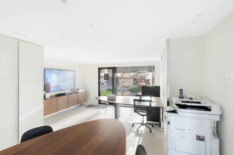 LOCATION LOCAL COMMERCIAL Knokke-Zoute - Kustlaan / près du Minigolf